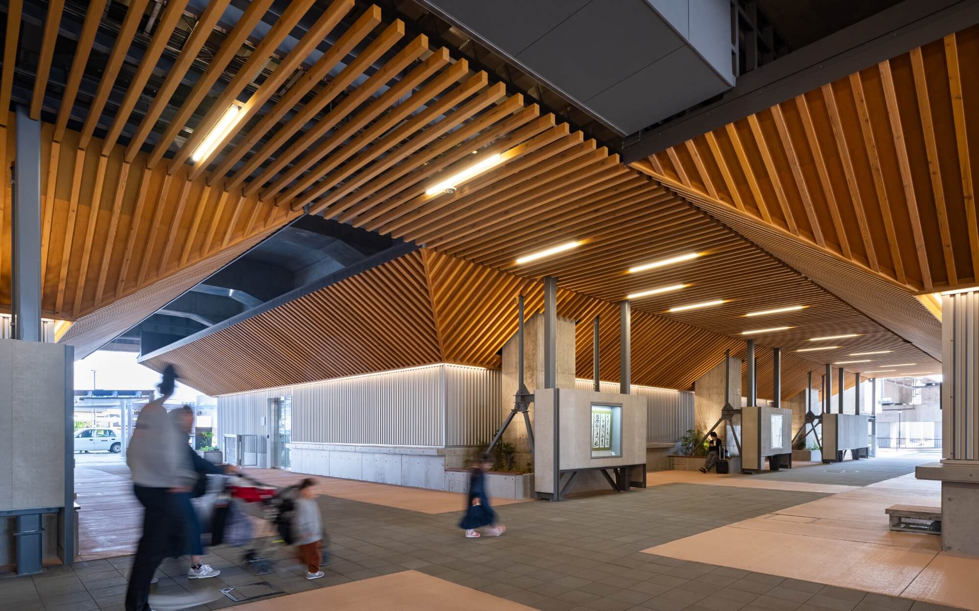 Komatsu 九（コマツナイン）｜株式会社JR東日本建築設計